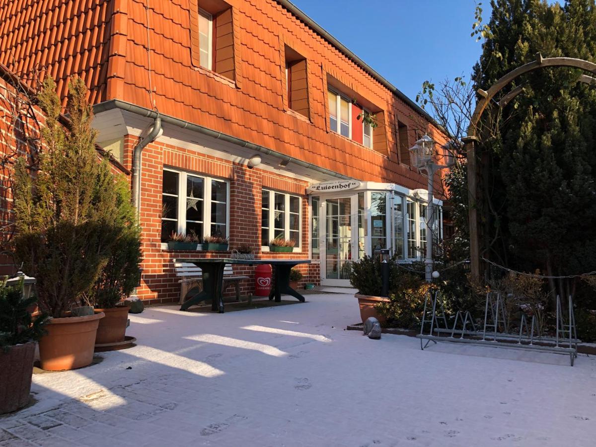 Pension Luisenhof Tangermünde エクステリア 写真