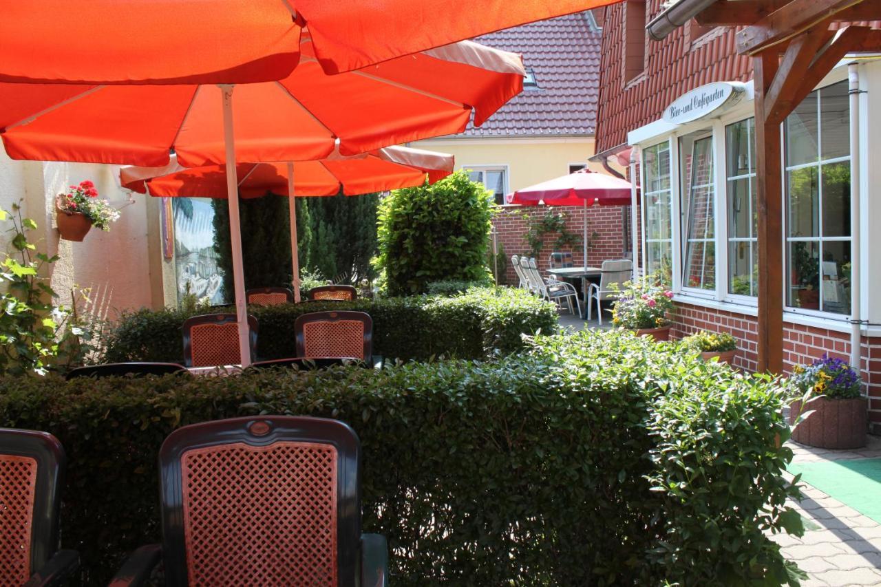Pension Luisenhof Tangermünde エクステリア 写真