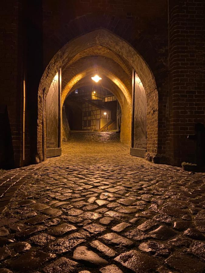 Pension Luisenhof Tangermünde エクステリア 写真